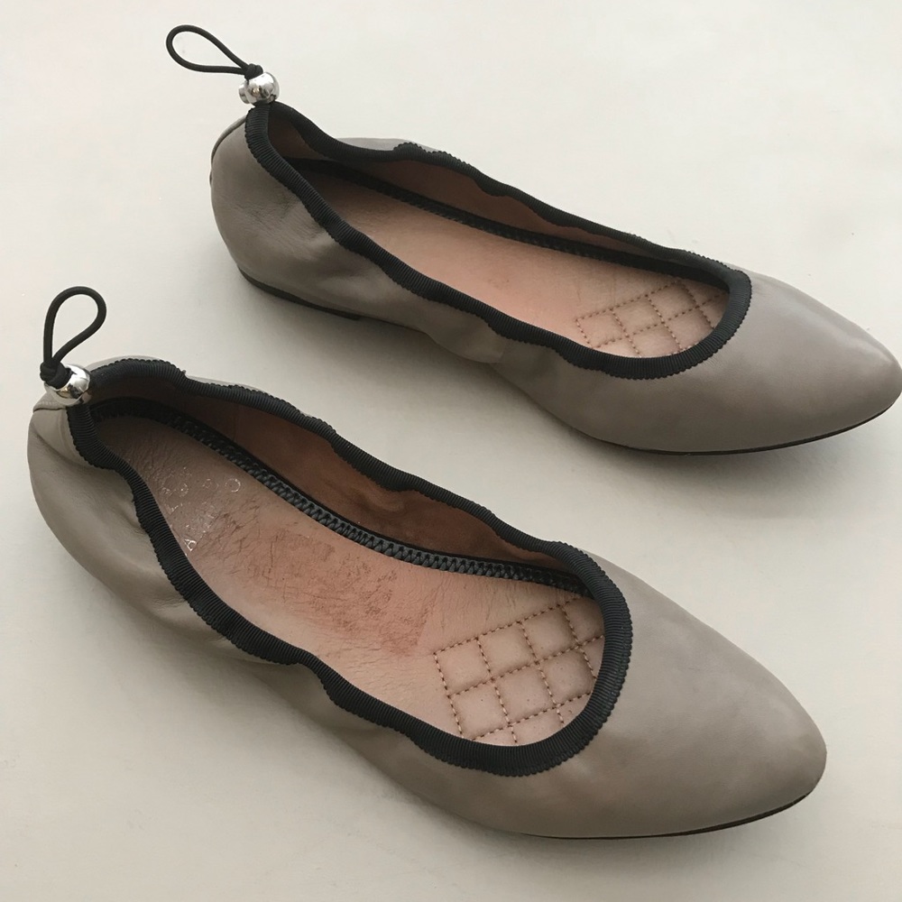 Vince Camuto flats